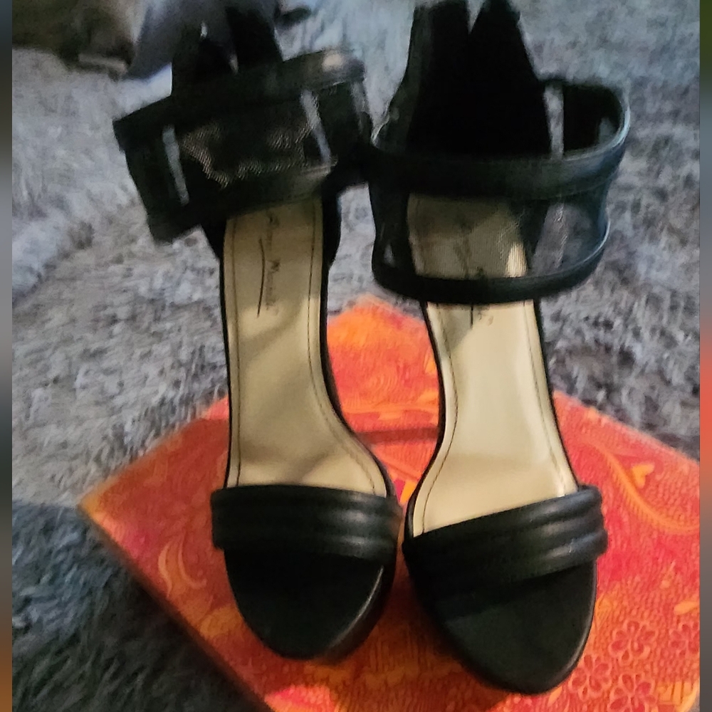 Elegant Black Women's Sandals